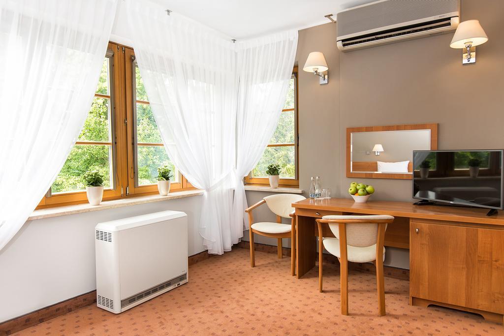 Hotel Debowa Gora Active & Spa Lack  ภายนอก รูปภาพ
