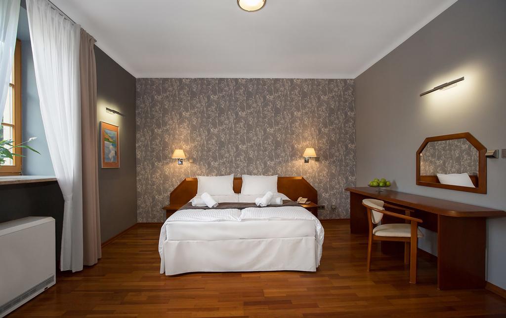 Hotel Debowa Gora Active & Spa Lack  ภายนอก รูปภาพ